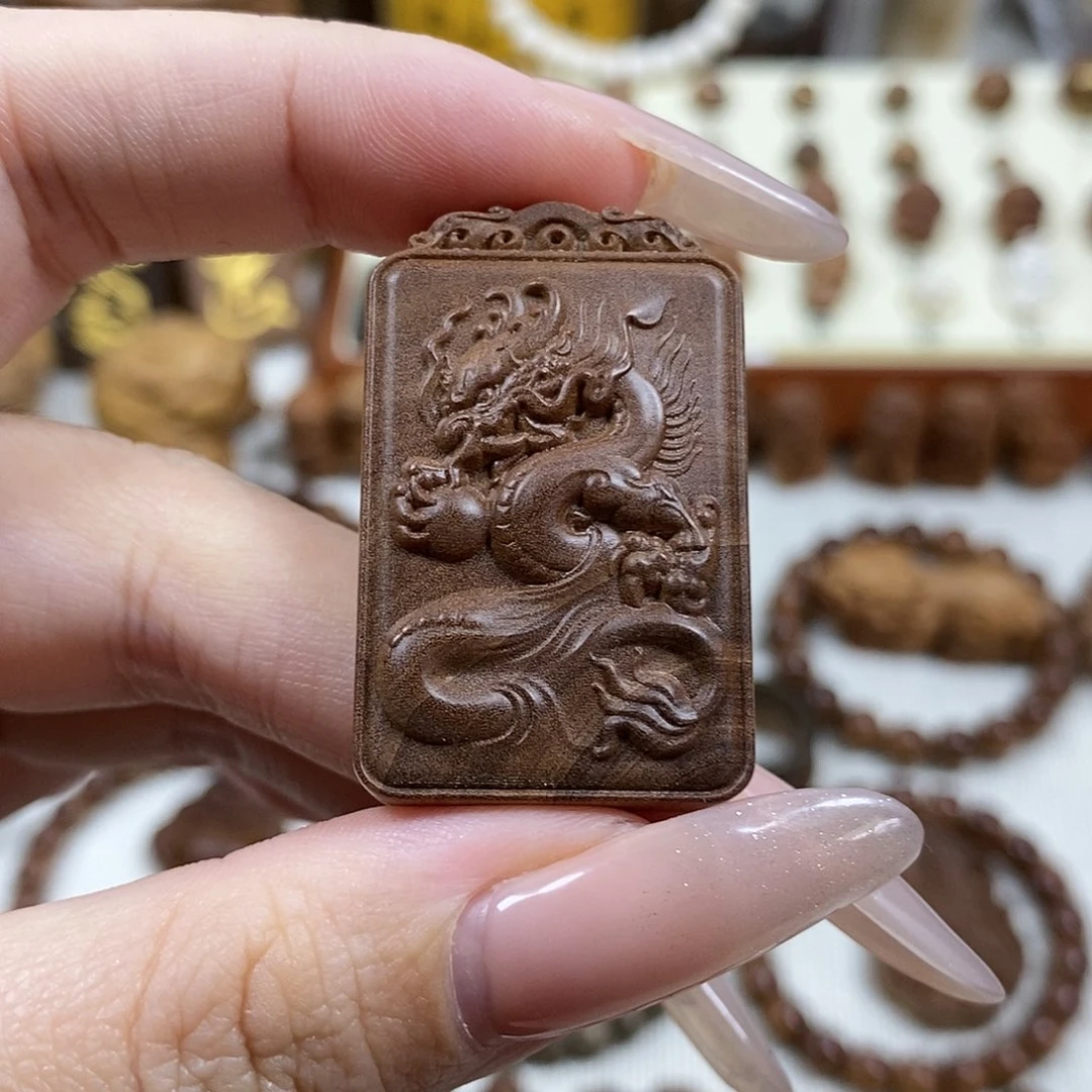 檀香木横纹老料龙牌