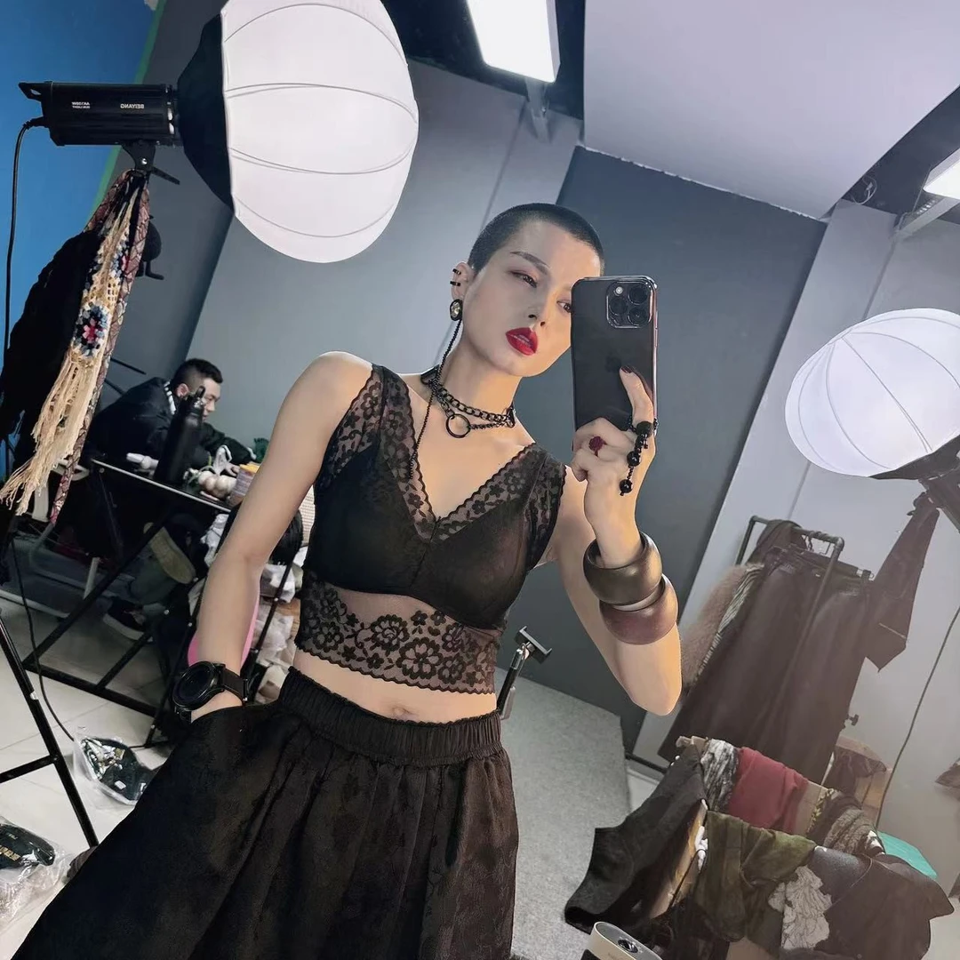 沐爷原创——1018时尚蕾丝上衣美背女士欧美百搭无钢圈