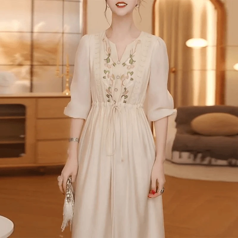 天丝麻重工刺绣连衣裙女2025夏季新款宽松显瘦气质绣花长裙子A363