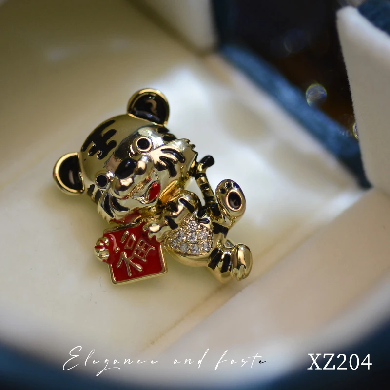 铜合金合成锆石胸针 胸针 【美美专享】高档奢华萌虎胸针XZ204