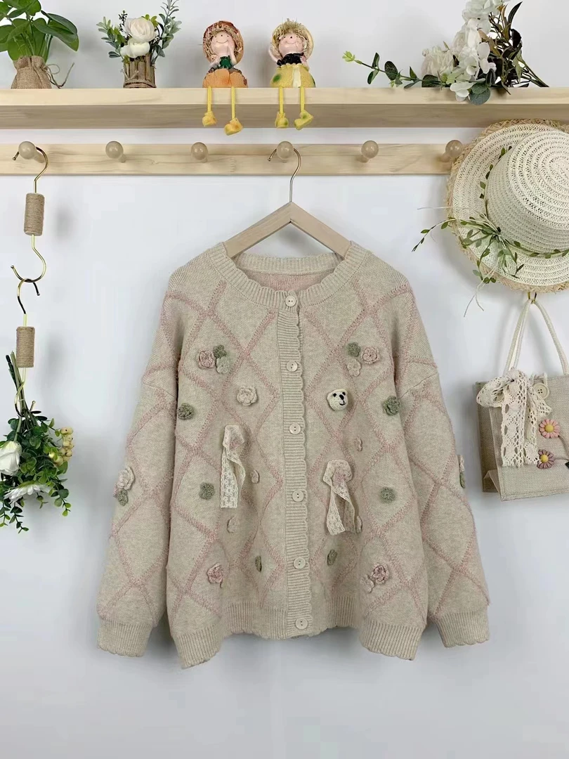 欣益家 小熊仔立体花朵针织毛衫