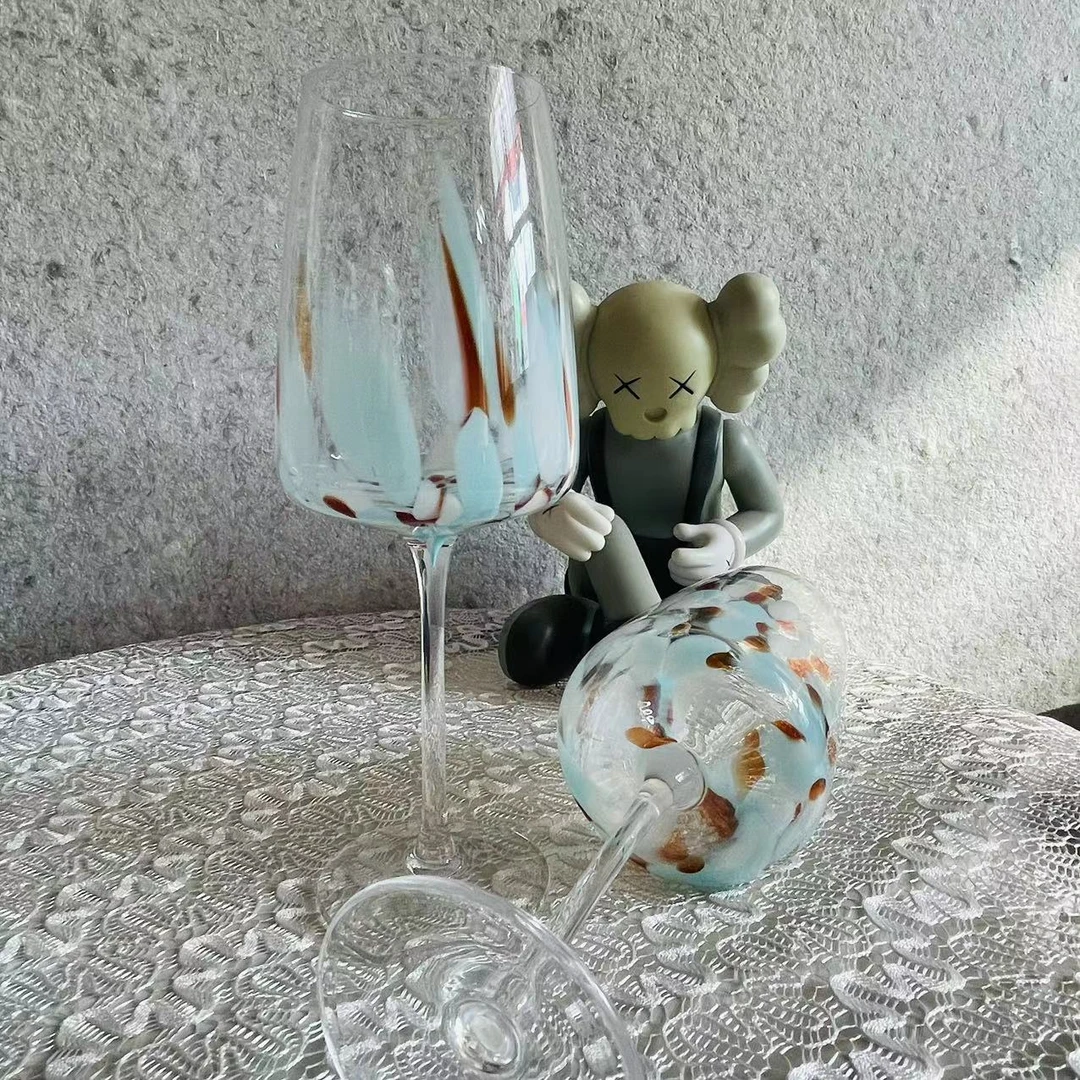【拍一发二】新款高颜值彩绘外贸出口水晶玻璃 葡萄红杆瘦高脚杯