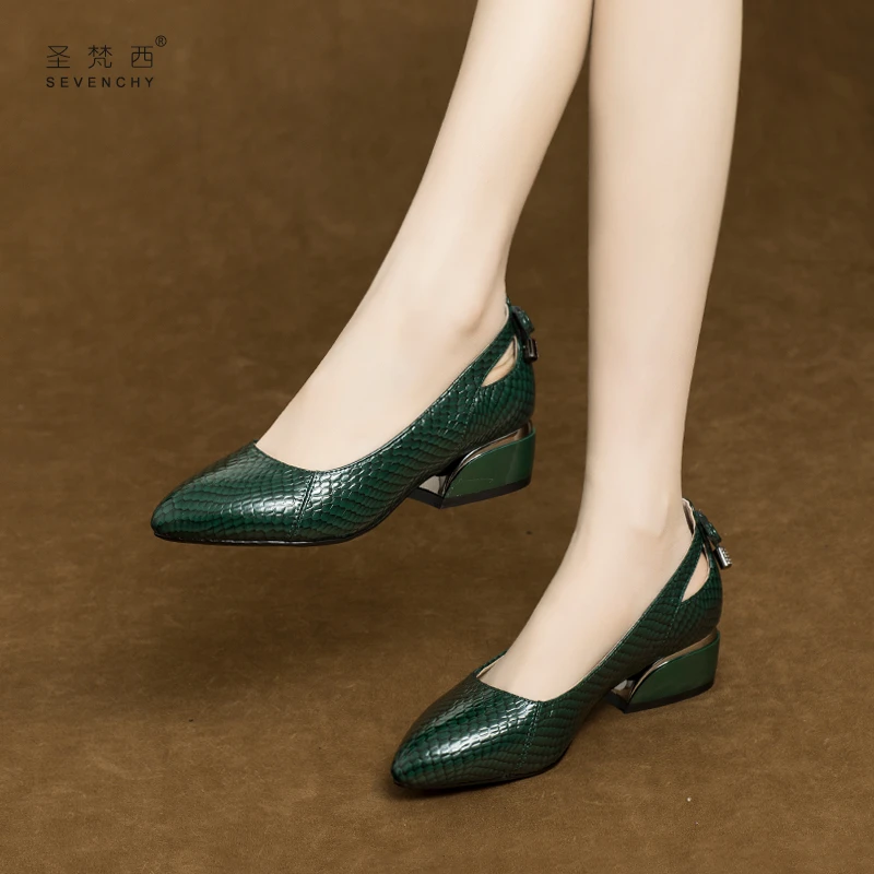 春季粗跟2025真皮浅口单鞋软皮新款跟皮鞋妈妈软底女鞋漆皮单鞋