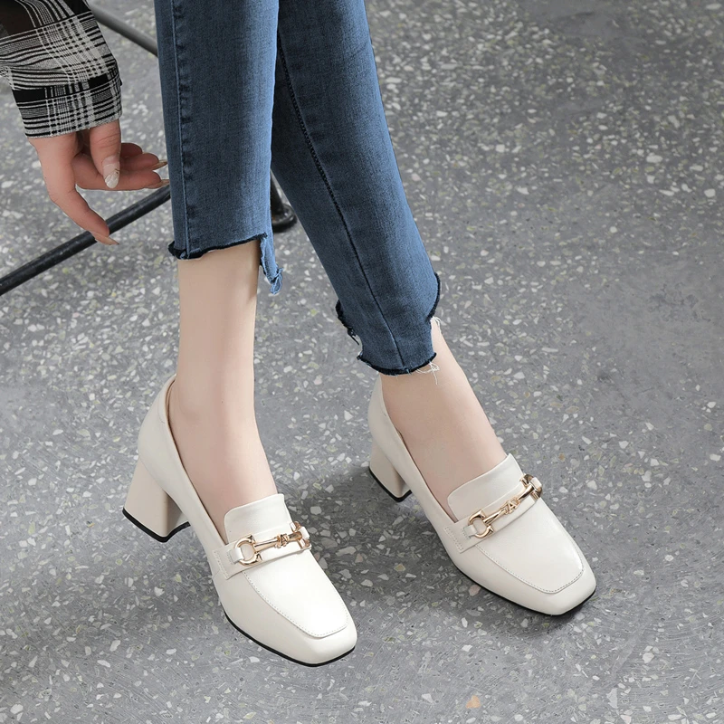 皮鞋高粗跟春季乐福鞋跟小女方头2025软皮新款单鞋中年春秋真皮跟