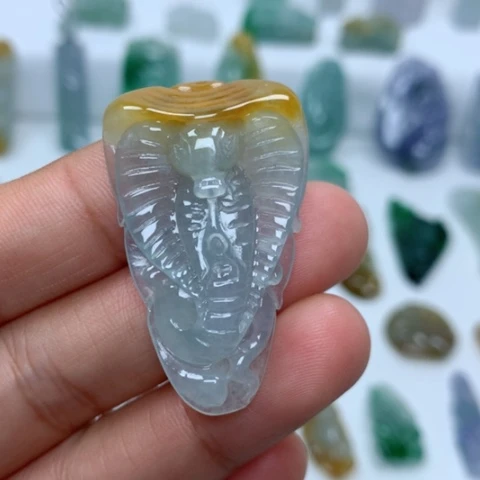 翡翠吊坠(不含链)未镶嵌