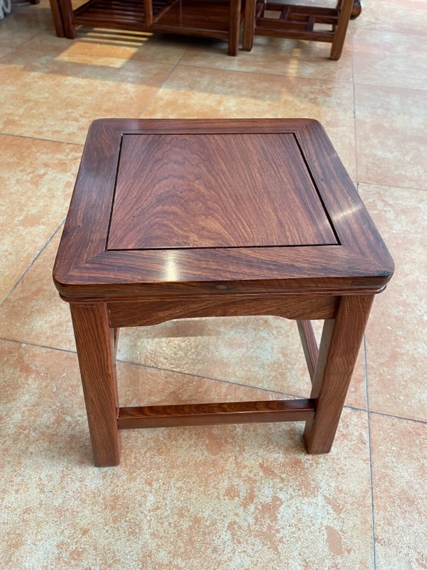 刺猬生漆小四方凳细腿