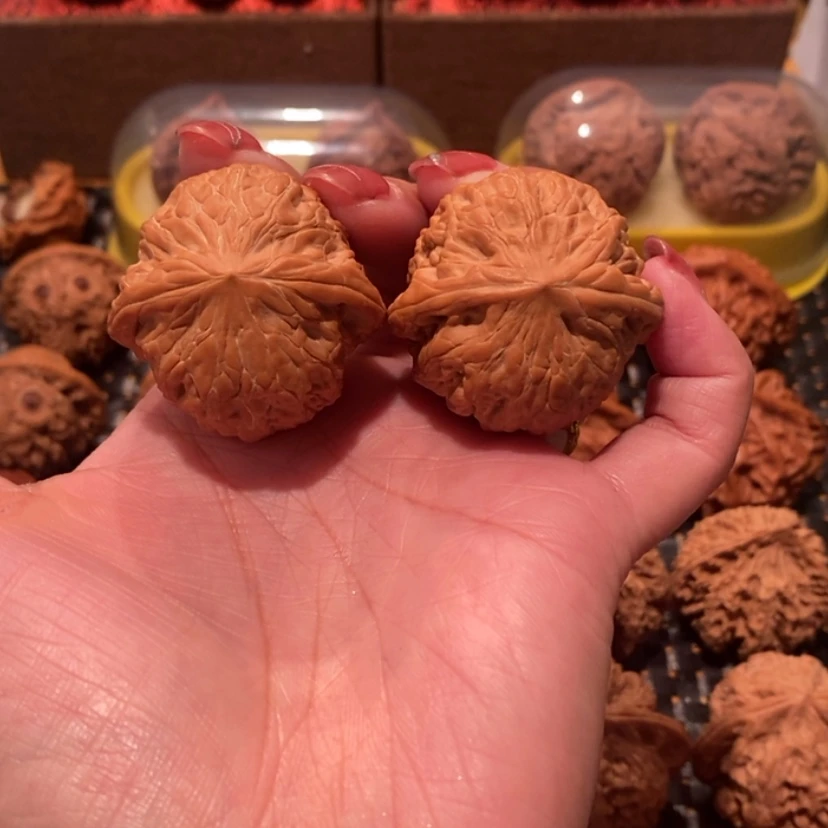 【闪购商品】文玩核桃吊坠吾***道