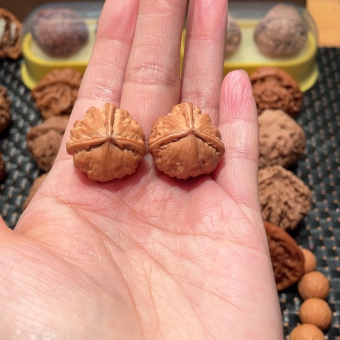 【闪购商品】文玩核桃吊坠王**品