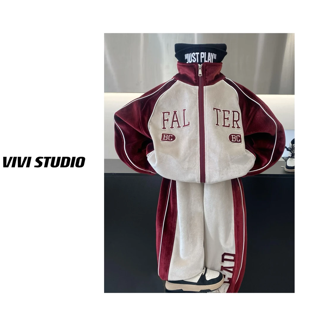 VIVI亲子装圣诞限量2023冬款童装金丝绒刺绣字母立领加绒卫衣