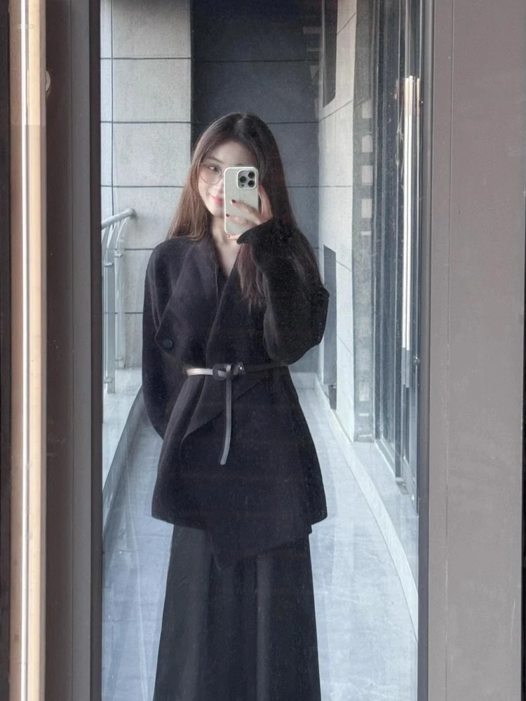 2024秋季法式气质宽松针织衫翻领外套女高级感缎面半身裙两件套潮