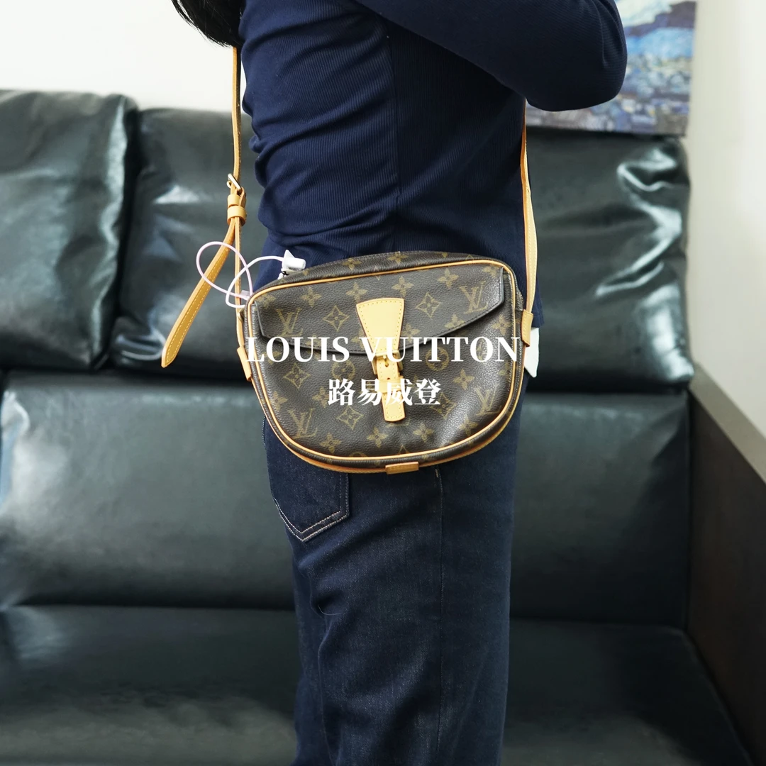 95新 LouisVuitton/路易威登 LV/烧饼邮差包小
