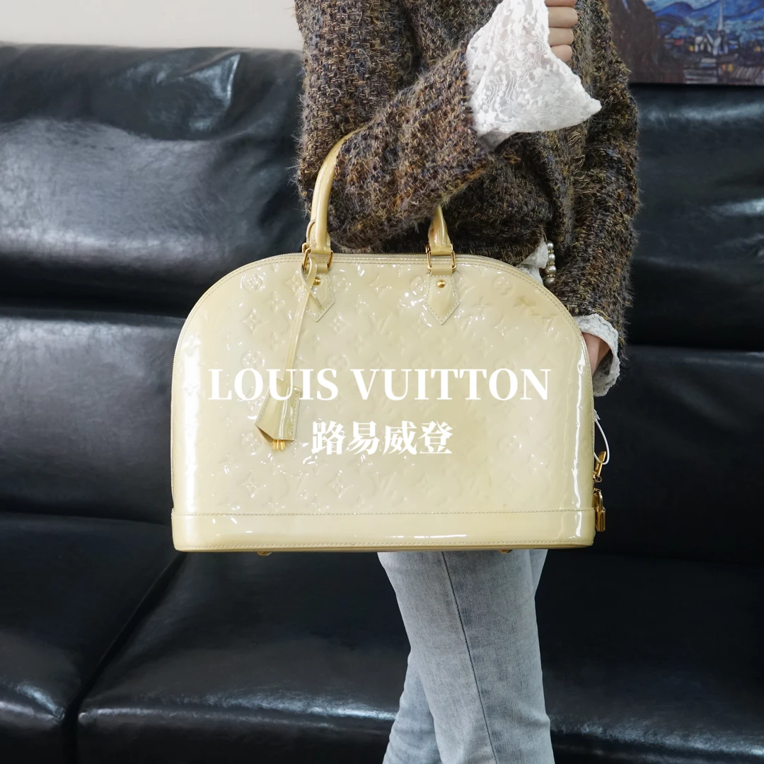 95新 LouisVuitton/路易威登 LV 漆皮贝壳包/AR11803024/3024