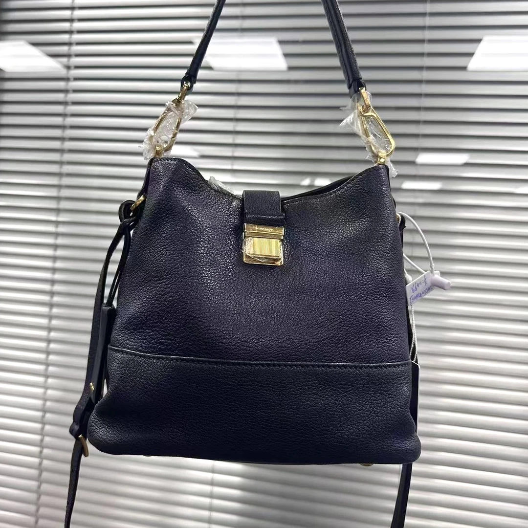 95新 MIU MIU/缪缪 XM/蔚蓝色金标时尚单肩斜挎包/ THSS10816039