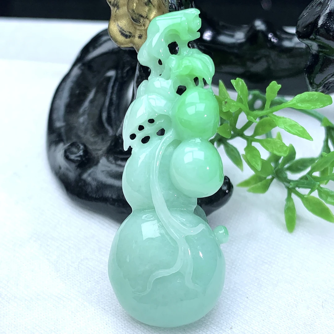 天然缅甸翡翠A货冰润满绿葫芦吊坠挂件52.6/20.3/11.3mm