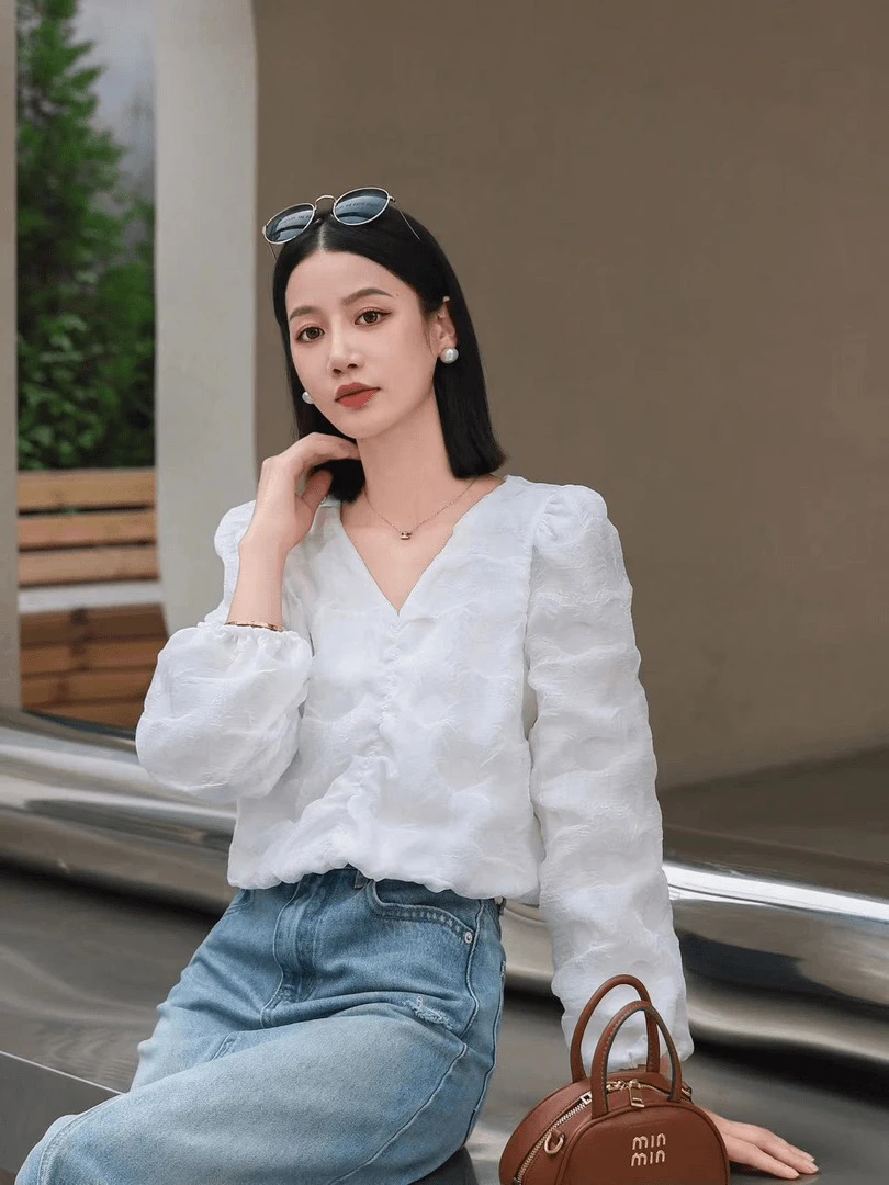 美美推荐9051 女士早秋冬季2024年新款法式泡泡袖别致漂亮小衫春