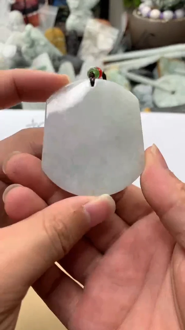 【闪购商品】翡翠颈饰未镶嵌翡翠