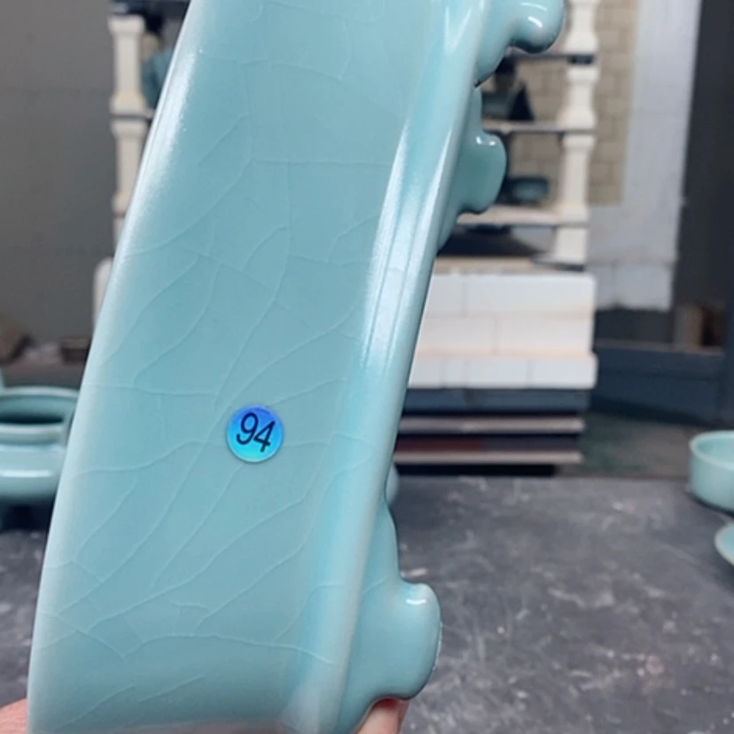 【闪购商品】瓷摆件七****?