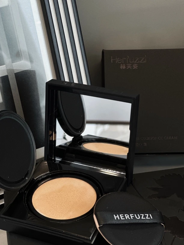 赫芙姿气垫CC（润）