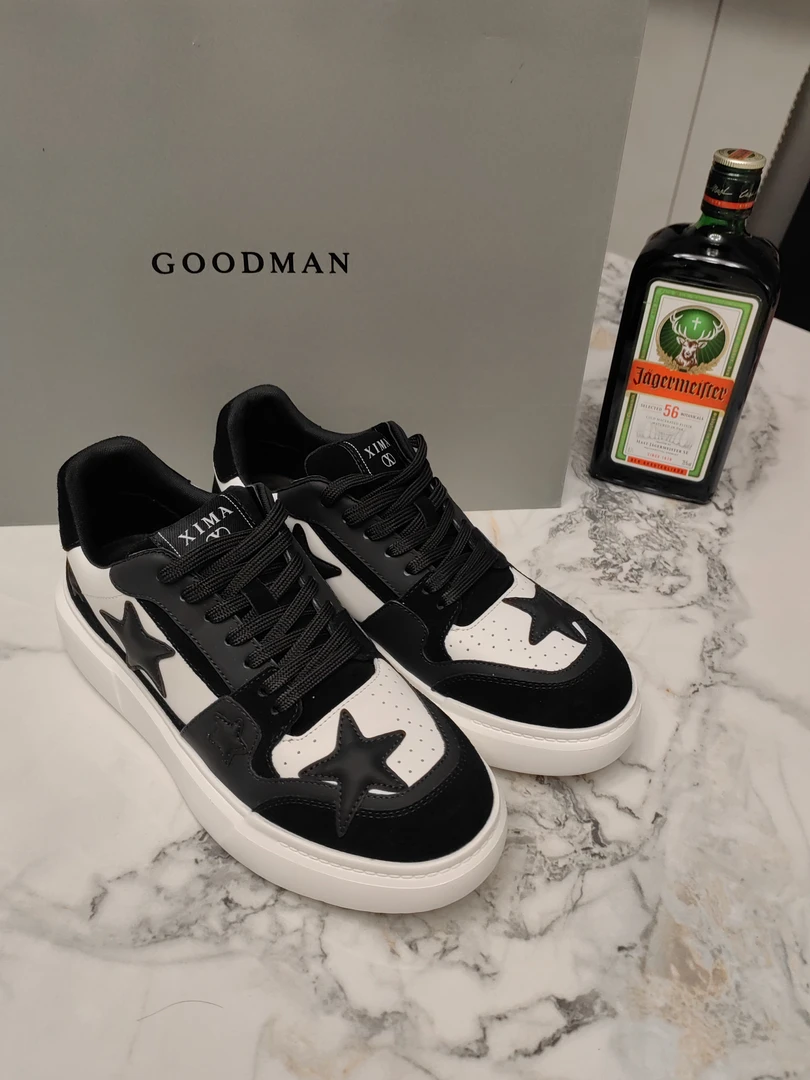 高品质潮流男鞋纯皮超轻小白鞋时尚百搭