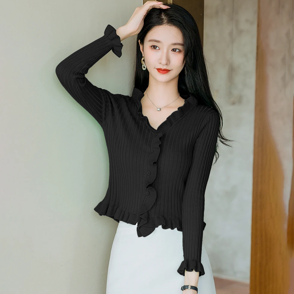 v领毛衣针织衫女春秋外穿打底别致绝美法式上衣早秋装2024年新款