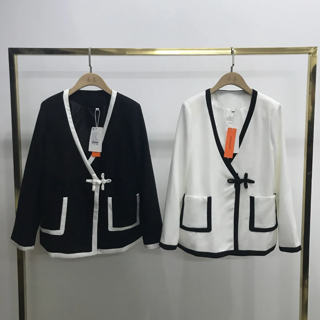 G82276两色V领外套（2）