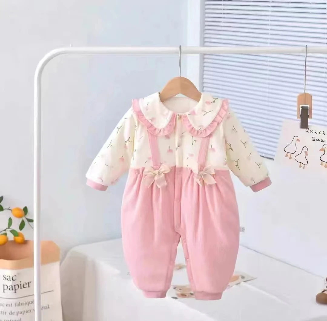 新生儿秋冬夹棉120克好看公主婴儿连体衣外出服哈衣保暖儿童幼儿
