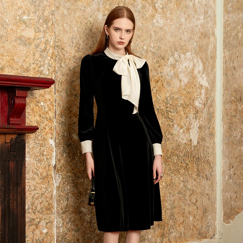 ANMANI恩曼琳秋季新款撞色蝴蝶结飘带收腰丝绒连衣裙EANECA08