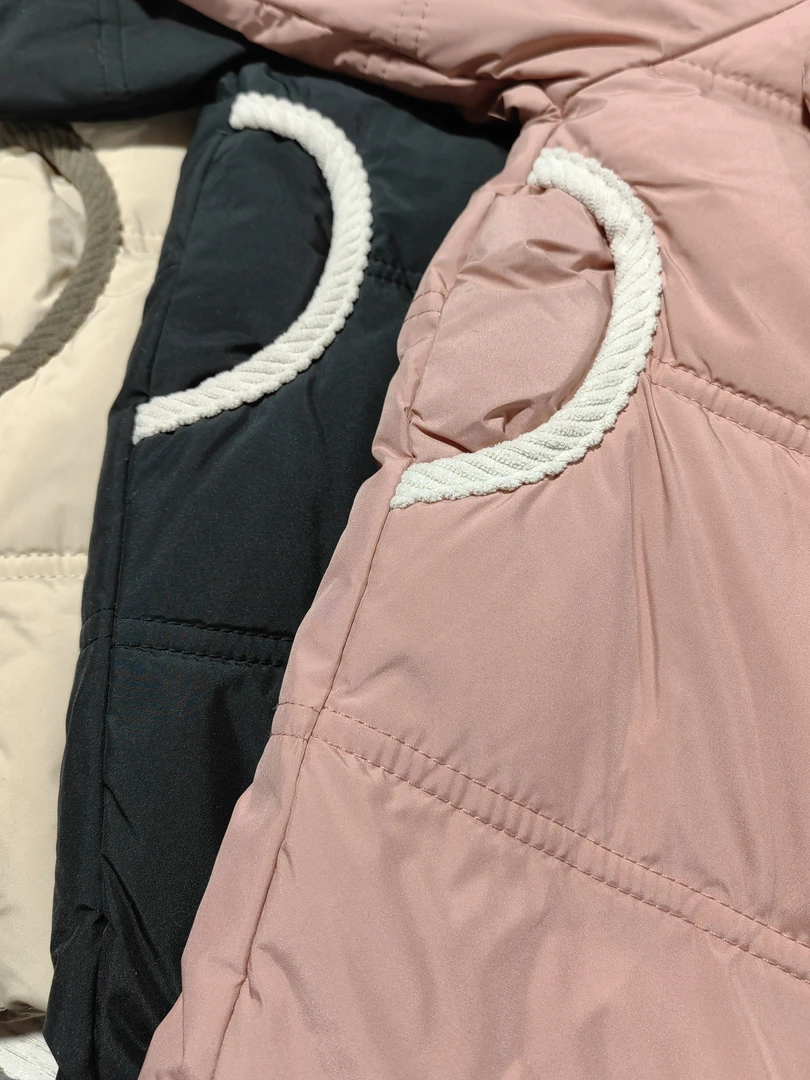 2307可爱连帽羽绒服