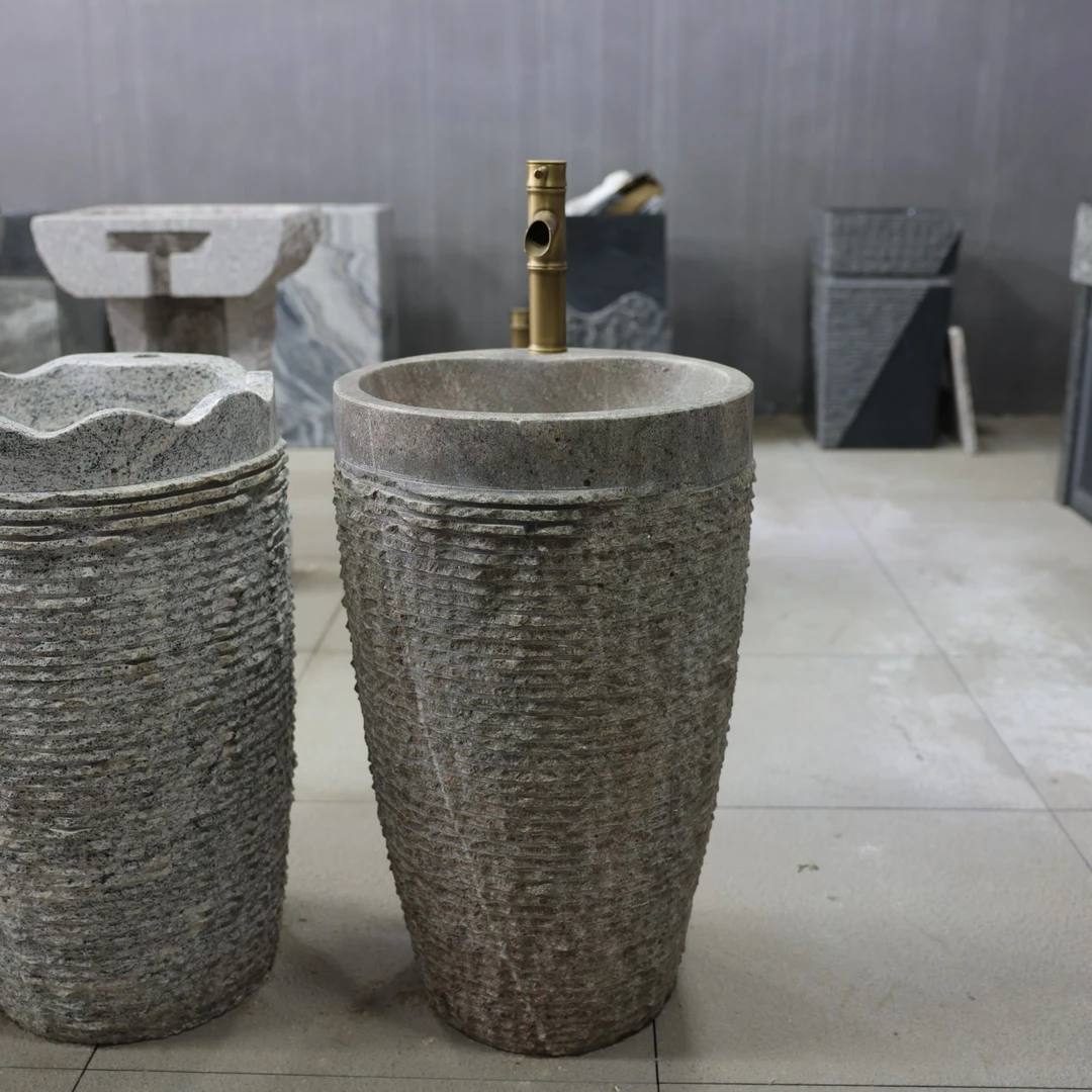 天然石材洗手台盆一体户外落地式大理石立柱盆庭院幼儿园水池儿童