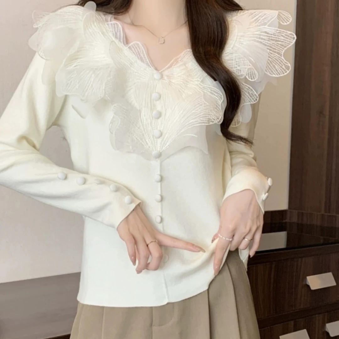 法式气质V领重工花瓣蕾丝针织衫女长袖上衣