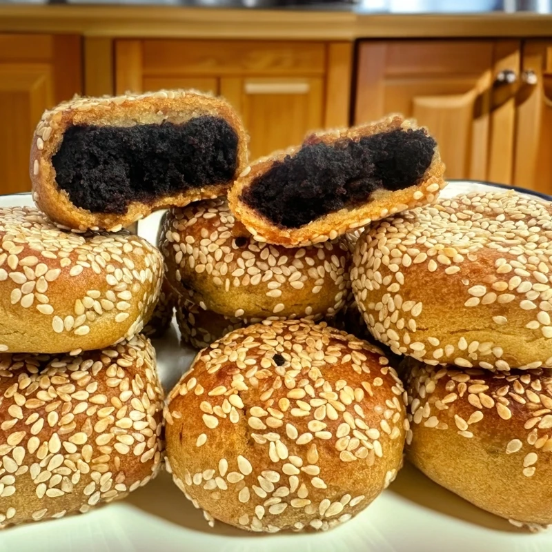 贵州安顺洗沙月饼芝麻麻饼火腿云腿叉烧中秋月饼