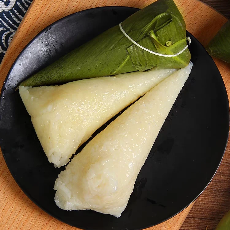 新鲜现做手工制作白米粽子腊肉粽鲜肉粽