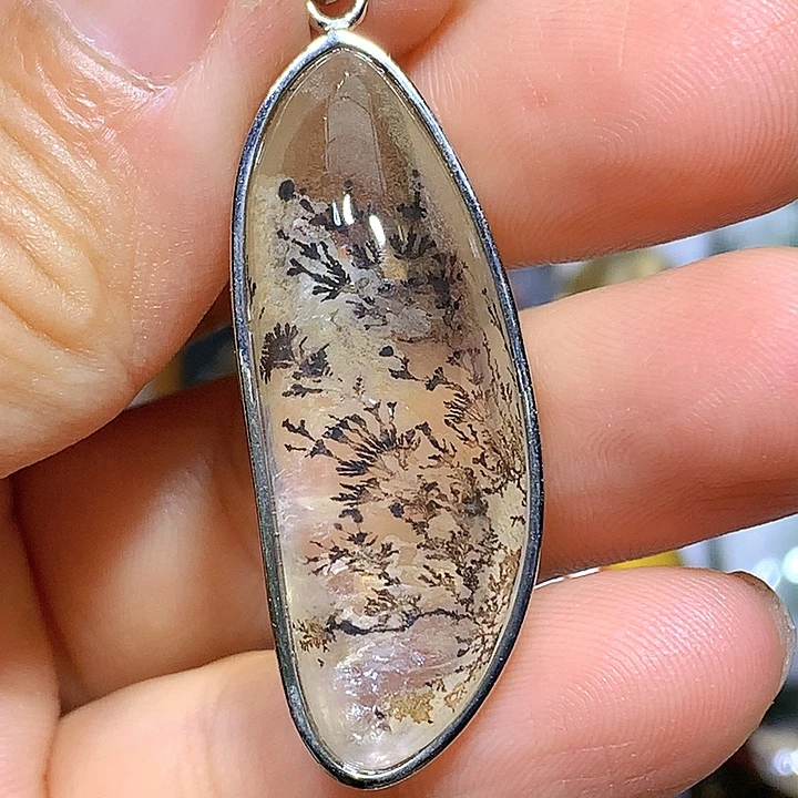 水晶吊坠银S925镶嵌天然水晶
