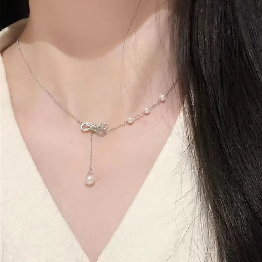 钛钢项链 2024新款ins蝴蝶结项链女夏设计感颈链锁骨银色气质轻奢