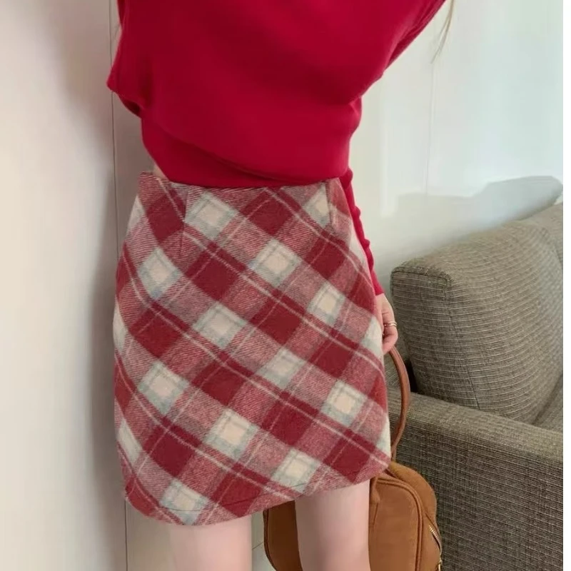 2025气质复古毛呢半身裙显瘦半身裙秋季新款洋气高腰显瘦a字短裙