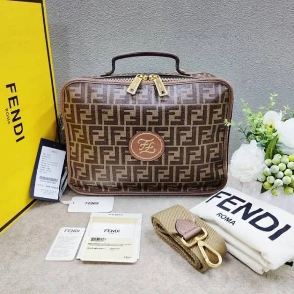 95新/芬迪/妃鱼/橙子精选/包包/市场价68888/240922CZ0012