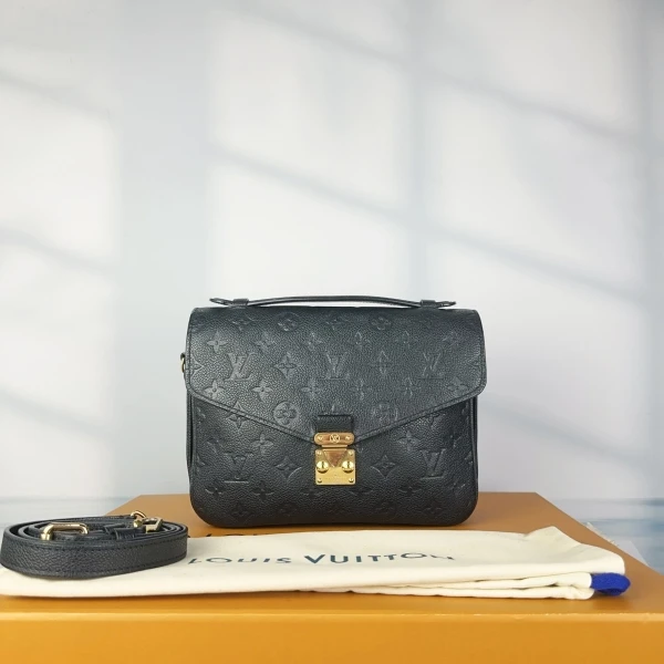 95新/路易威登/妃鱼/橙子精选/包包/市场价10500/241111CZ0031