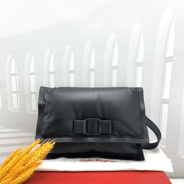 95新/菲拉格慕/妃鱼/橙子精选/箱包/市场价20000/240720CZ0007