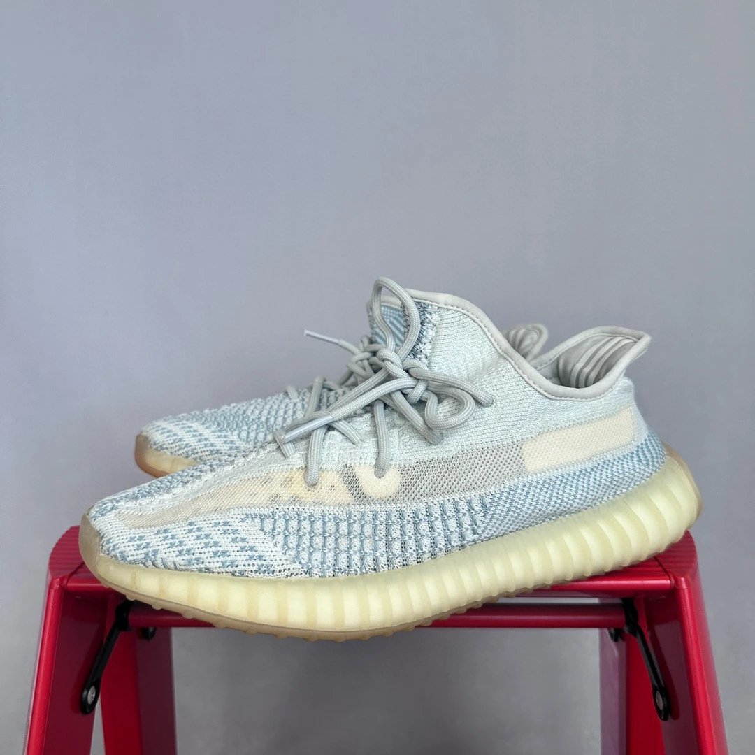 Yeezy350冰蓝43码 PP2925 鞋