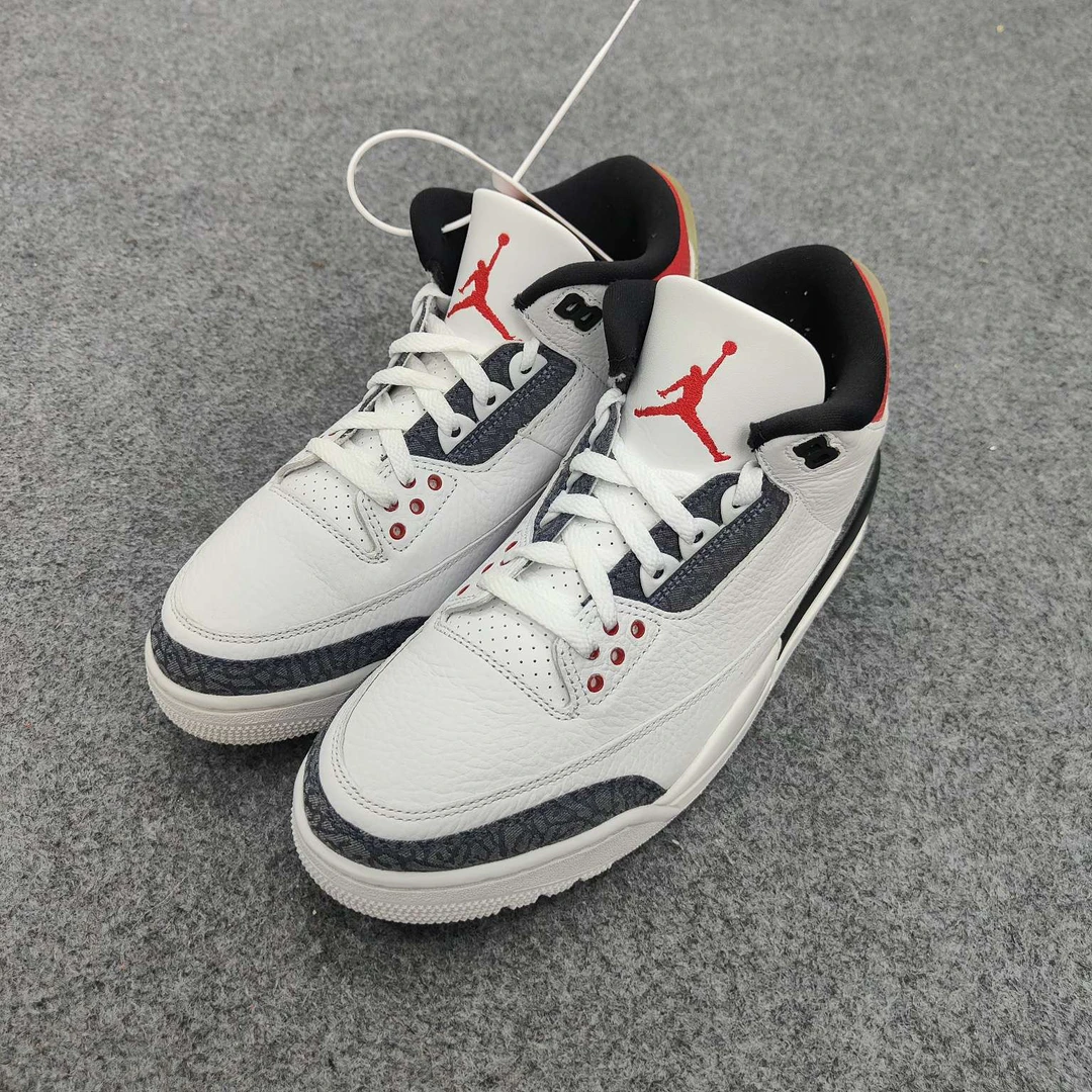 AJ3日本限定 42.5码 SS3015