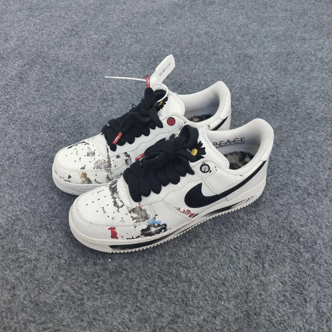 AF1白权志龙44.5码 售价1099 RR3005
