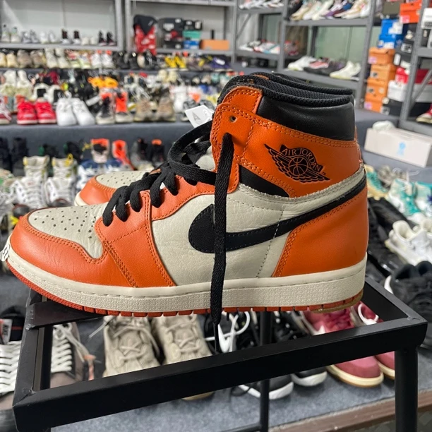 Aj1白扣碎 41码 无原盒