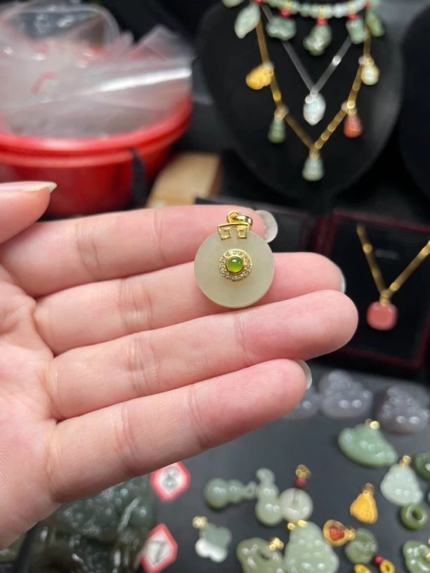 天然和田玉如意平安扣吊坠