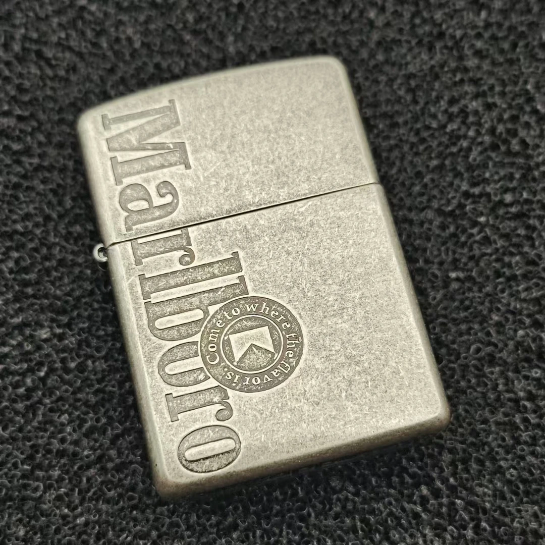 ZIPPO/之宝打火机万宝路侧标古银盔甲机男士个性防风煤油DYJ1