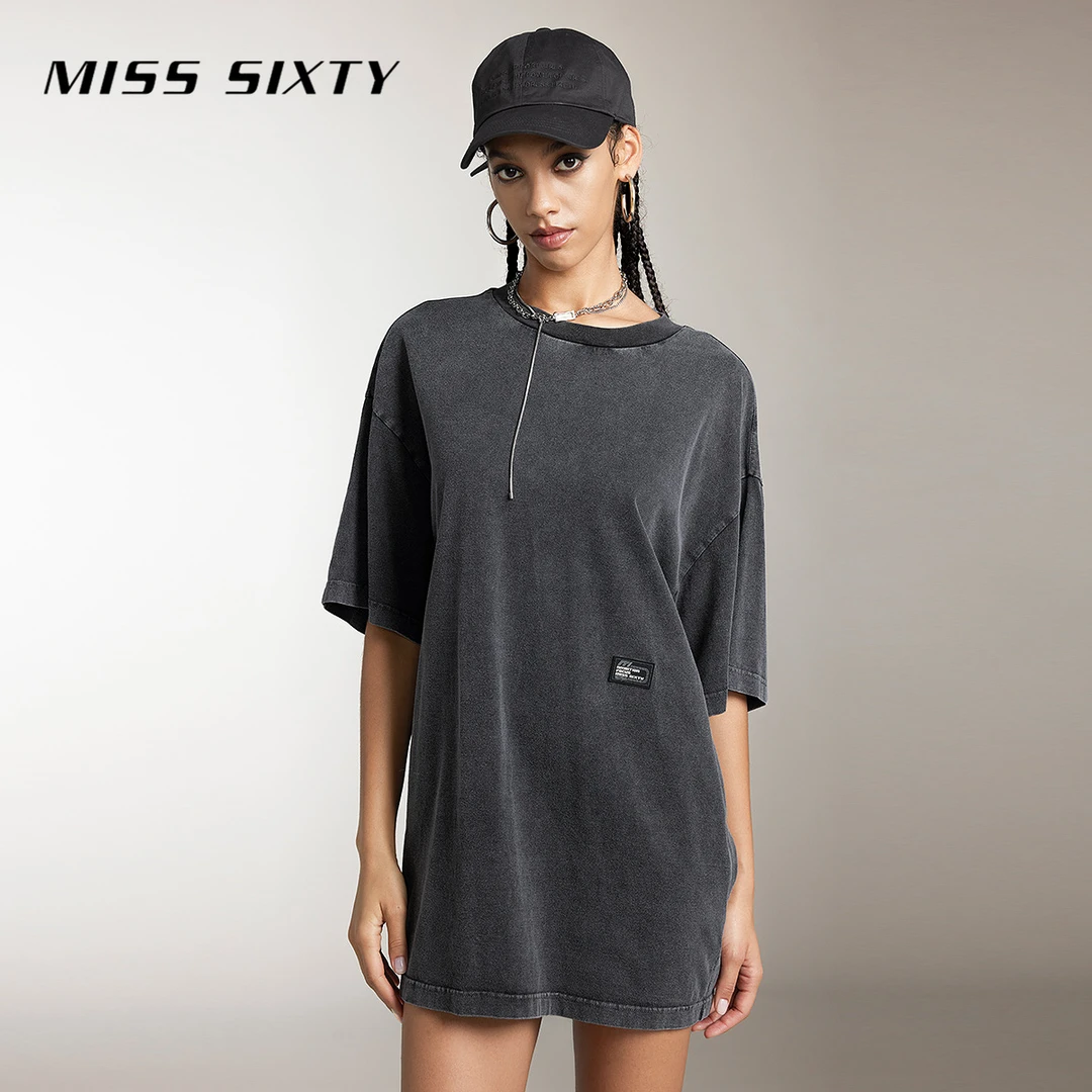 Miss Sixty秋季新款短袖T恤女圆领硅胶章仔复古长款美式街头