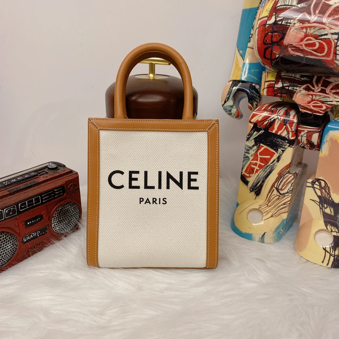 95新  一泽奢品/celine/mini tote 焦糖拼白色tote包/Z23100103