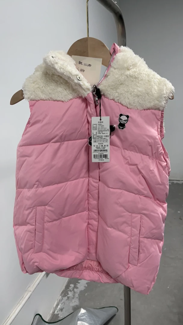 百货/衣服 H 3522 粉色马甲发一件