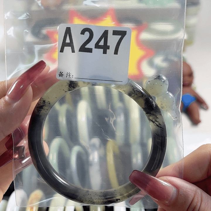 蛇纹石玉手镯未镶嵌C****a