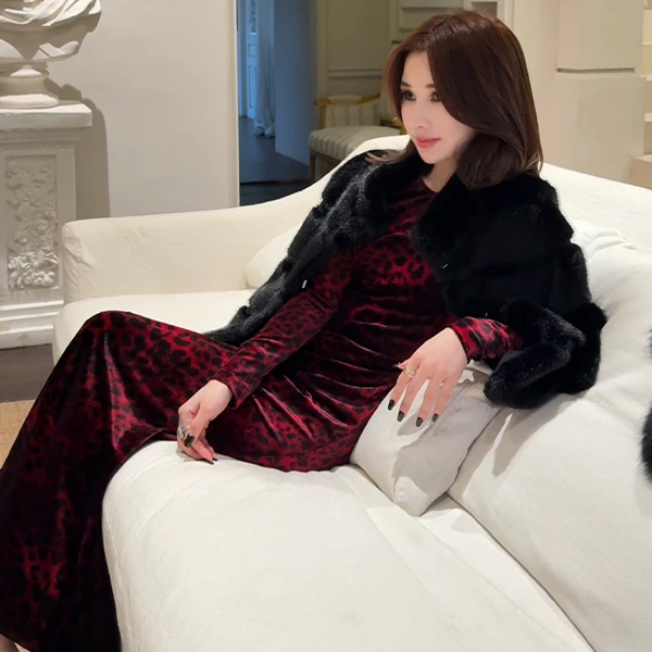 LUXURYMEMO【胭脂豹纹】气质轻奢时尚长袖丝绒连衣裙