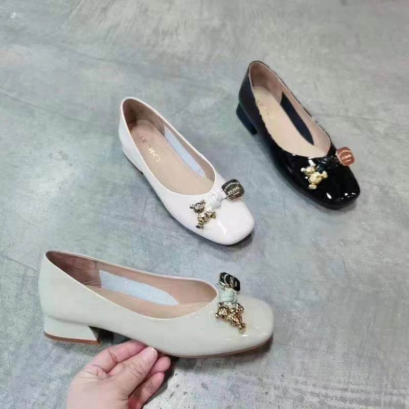 LVMU/吕木GT7851时尚百搭设计师款小熊单鞋